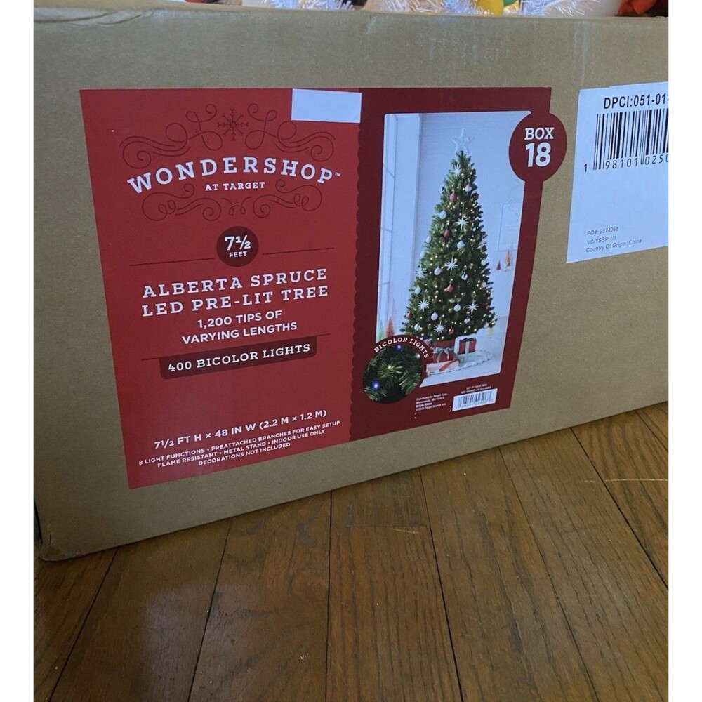 Wondershop 7.5 Ft Alberta Spruce LED Pre-lit Christmas Tree